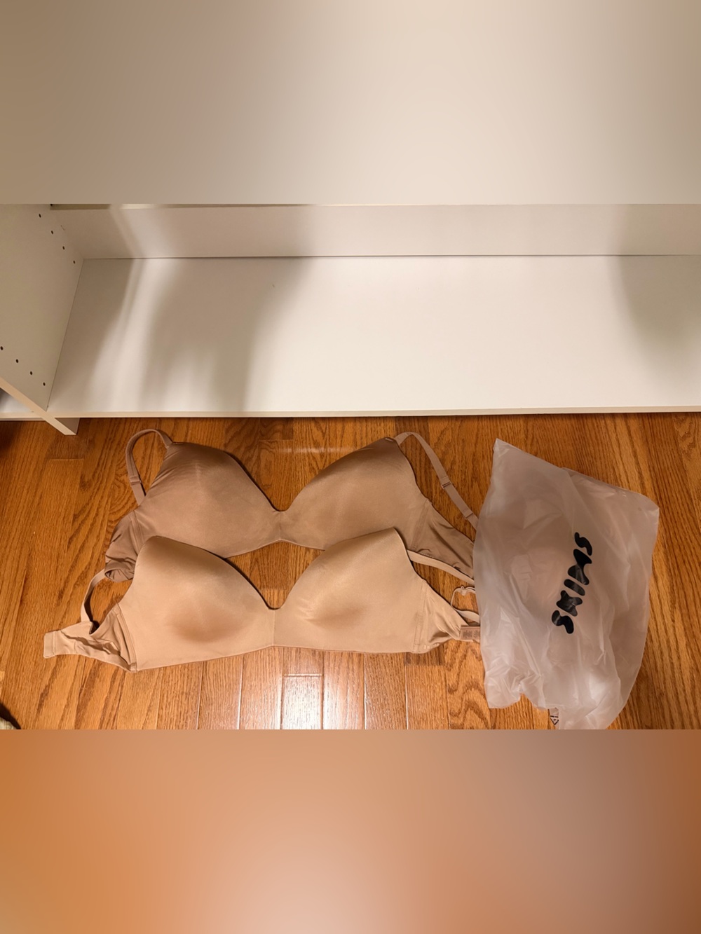 NWT/NWOT SKIMS sand/sienna nursing maternity bras - 4